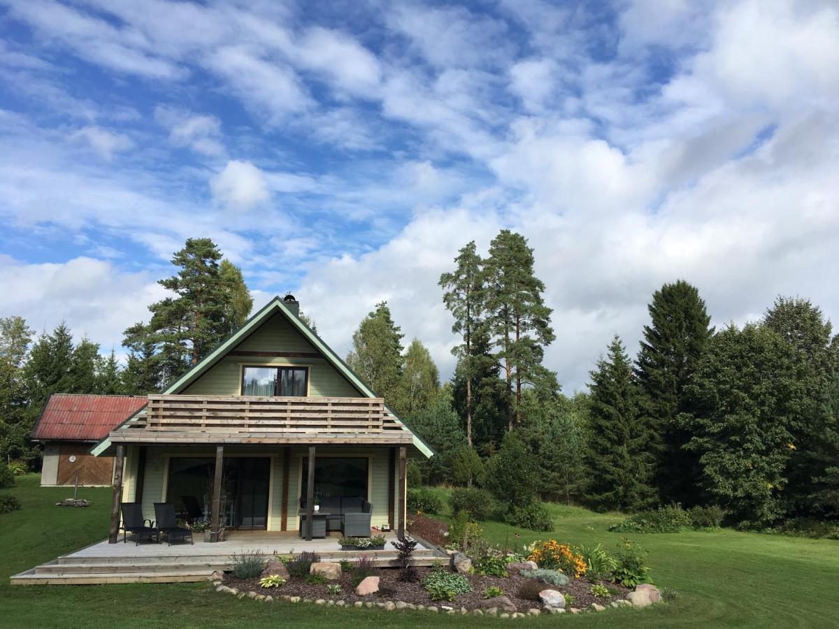 Villa Kaeaenu Puhkemaja à Rakvere Extérieur photo